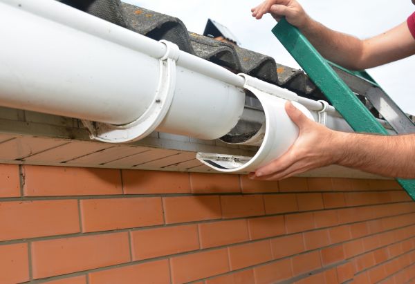 Gutter Maintenance in Dothan