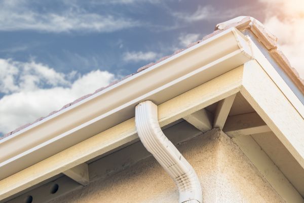 Seamless Gutter Replacement in Dothan